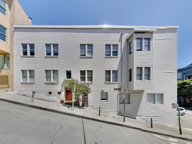 394 Union St — Photo 16