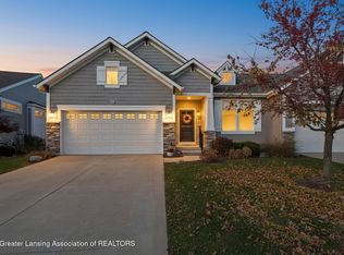 7537 Roxborough Ln #30, Grand Ledge, MI 48837