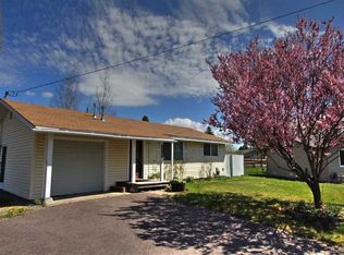 5891 Estate Dr, Klamath Falls, OR 97603