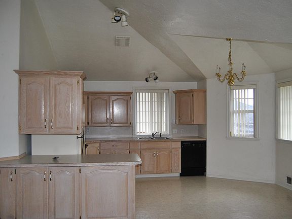 4th image of 5490 Pahala Dr Unit 4