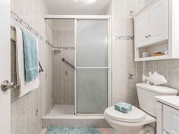 4th image of 8569 Briar Grove Cir