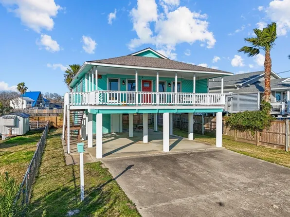 2406 Avenue P, San Leon, TX 77539