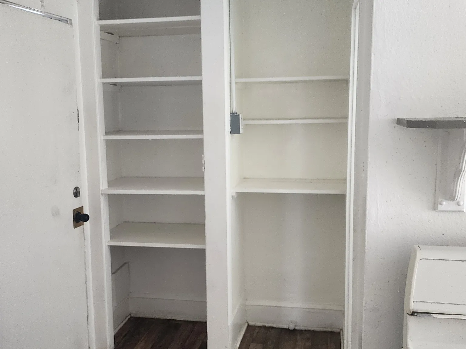 1 bed, 800 sqft, $1,375 — Photo 2