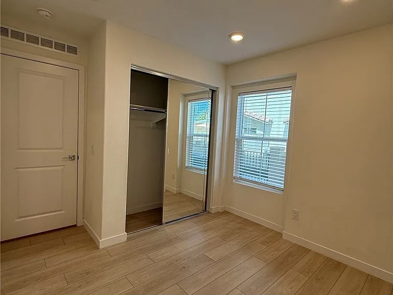 22316 Spanish Oak Ct — Photo 8