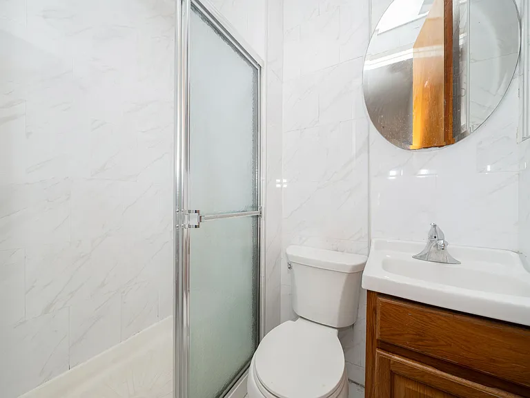 945 Saint Nicholas Ave #1D — Photo 18