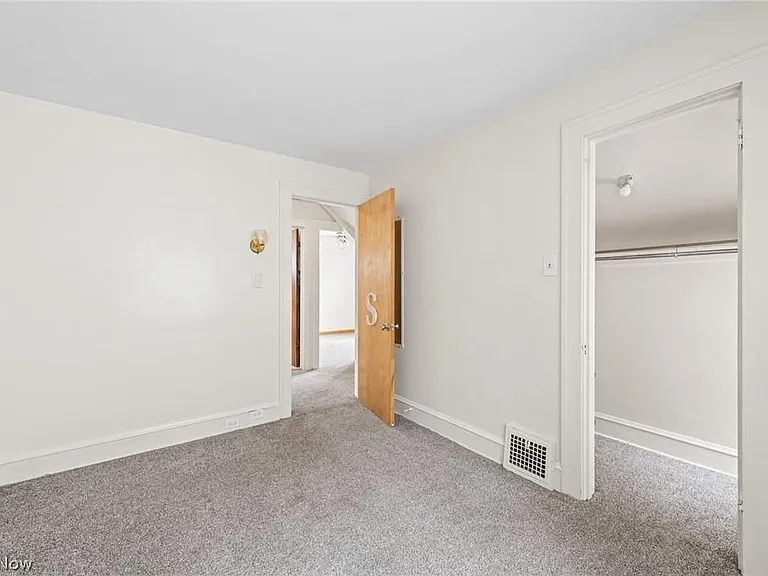 11715 Rutland Ave — Photo 20