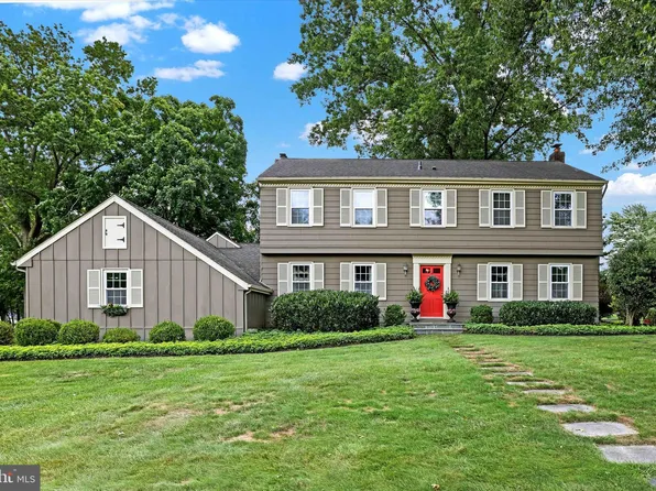 857 Duchess Dr, Yardley, PA 19067