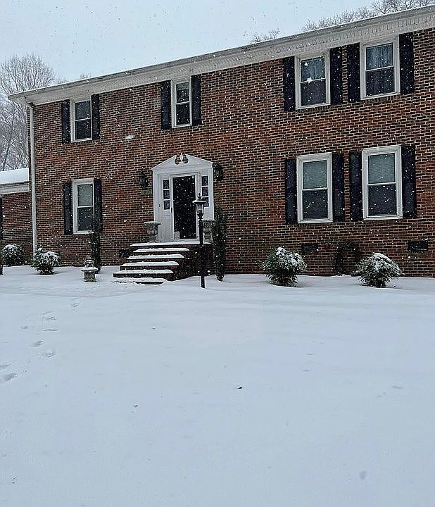 2nd image of 1607 Anderson Dr