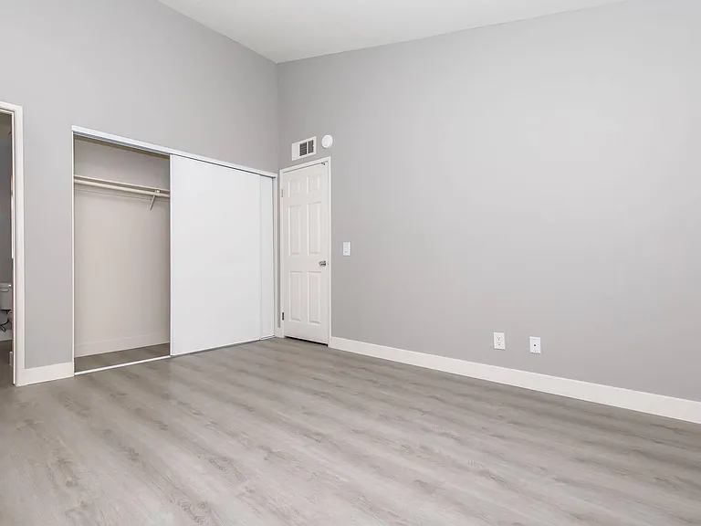 Club Pacifica Apartment Homes — Photo 25