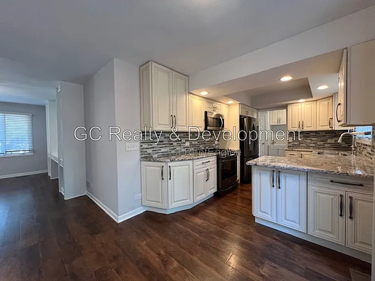 3148 Cottonwood Ct — Photo 3