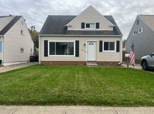 8115 Liberty Ave, Parma, OH 44129