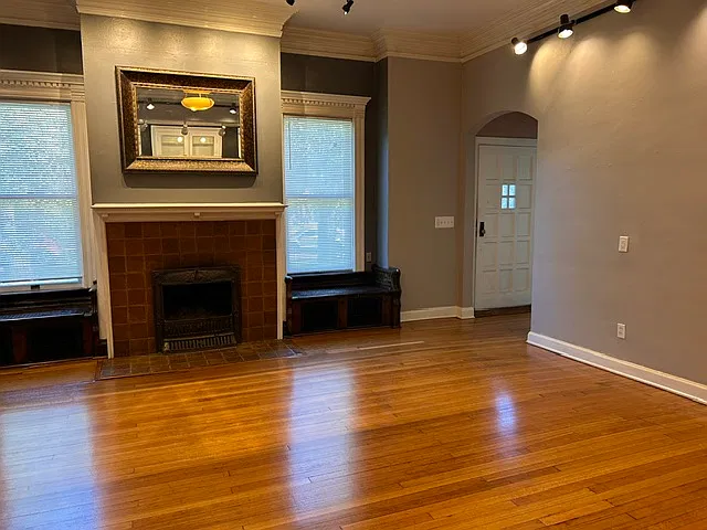 2 bed, 1300 sqft, $1,500 — Photo 2