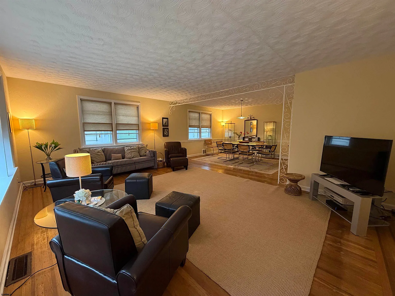 3 bed, 2.0 bath, $18,000 — Photo 4