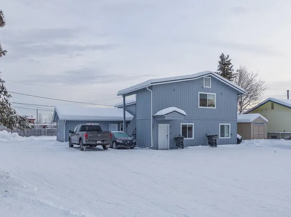 1323 Kalakaket St, Fairbanks, AK 99709