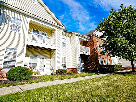 Private patios and balconies give every apartment a peaceful outdoor space to unwind, take in the view, or sip your morning coffee.