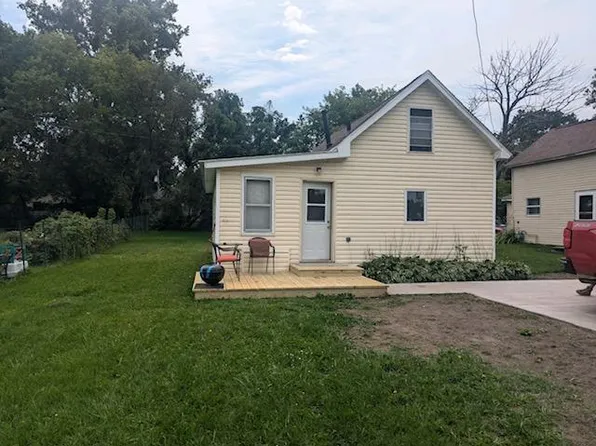 162 Howard Ln, Amery, WI 54001