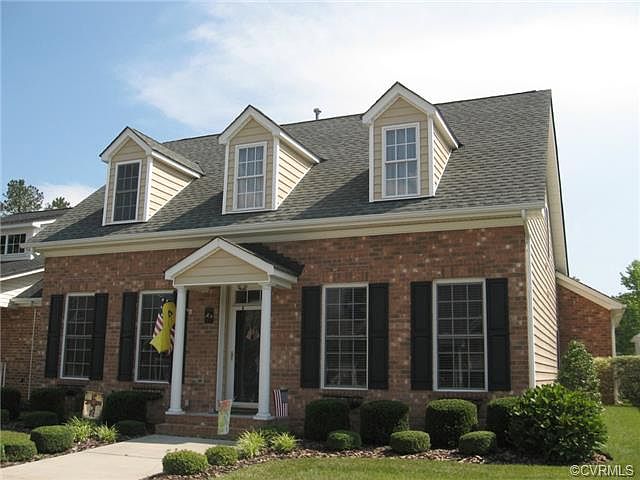 1st image of 4413 Village Garden Cir