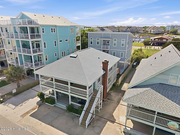 5th image of 415 Carolina Beach Avenue N