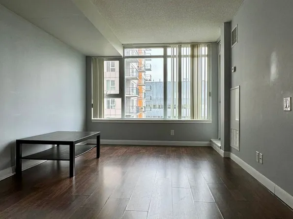 190 Borough Dr, Toronto, ON