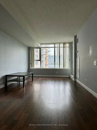 190 Borough Dr Photo 1