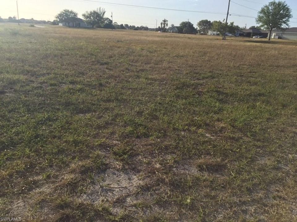 1st image of 2748 NE 5th Ave