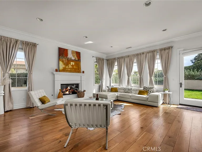 8001 Ocean Bluff Dr — Photo 10