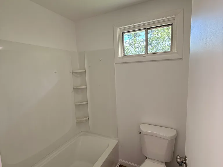 3412 Olsen Ln — Photo 7