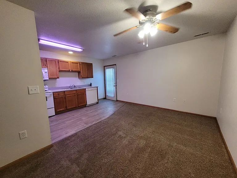 Mulberry Pointe Apartment Homes — Photo 8