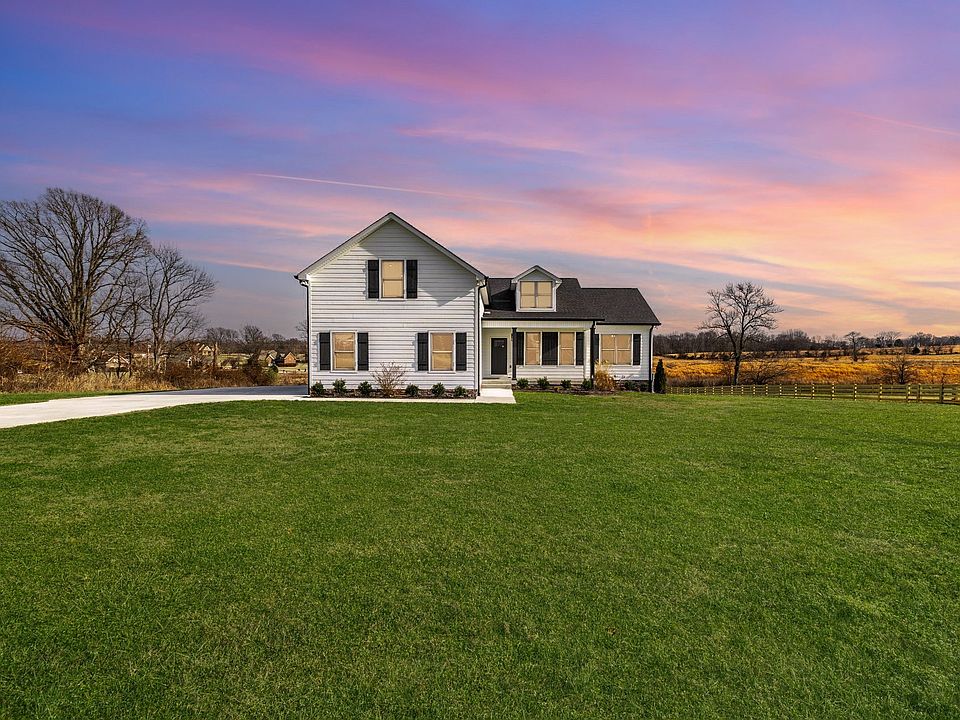 1st image of 462 Halltown Rd