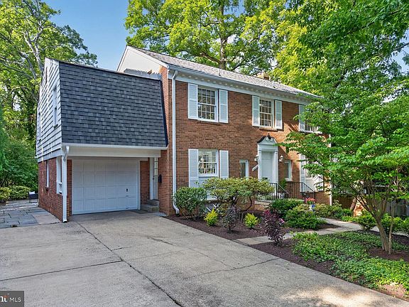 3rd image of 4722 Cumberland Ave