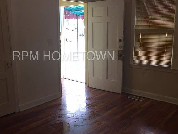 2nd image of 236 Oaklawn St