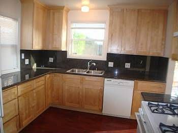 2nd image of 1612 Shoreview Ave