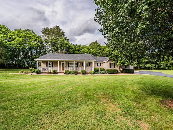 460 Millwood Ct, Bowling Green, KY 42104