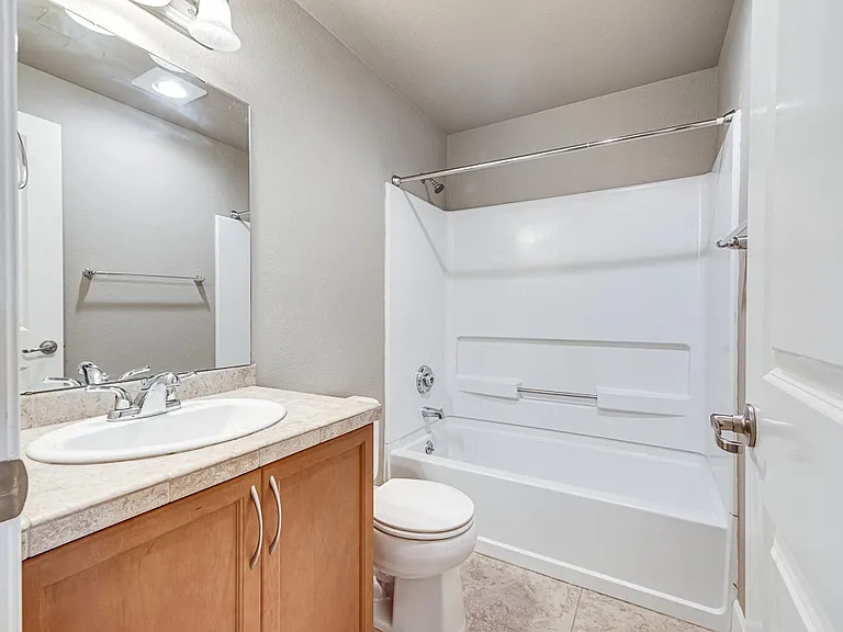 Village at The Pointe Apartments — Photo 14