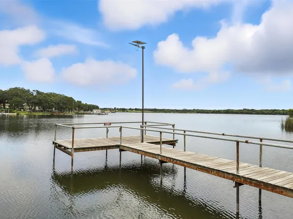 Live Oak St, Alvarado, TX 76009