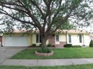 833 Pine Ct, McPherson, KS 67460