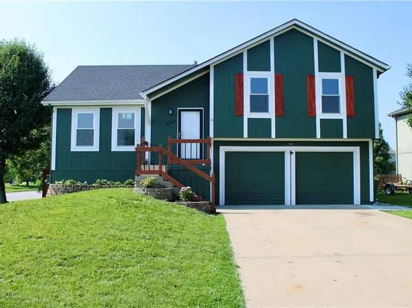 32601 W 173rd St, Gardner, KS 66030