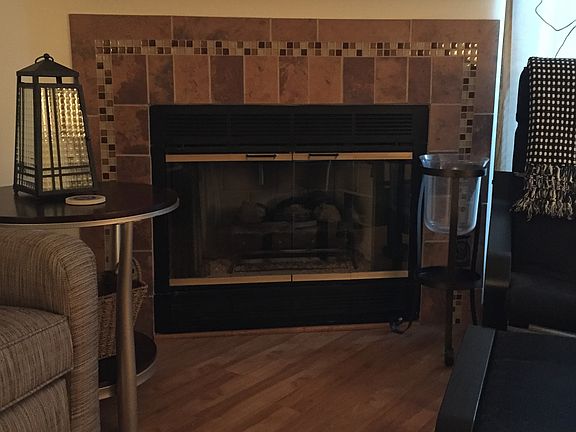 Gas fireplace 