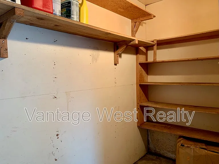 2009A Polo Rd — Photo 26
