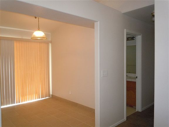 5th image of 891 Isaac Newton Dr