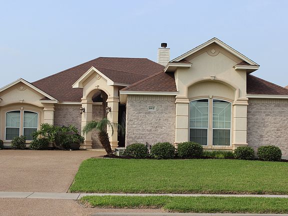 3rd image of 6837 Island Park Ct