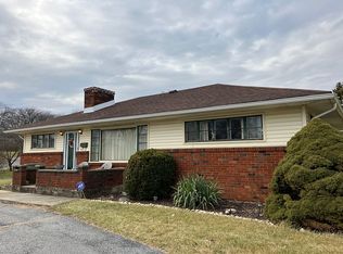 400 Windsor St, Whitehall, PA 18052