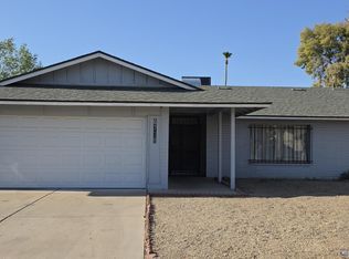 6738 W DENTON Lane, Glendale, AZ 85303