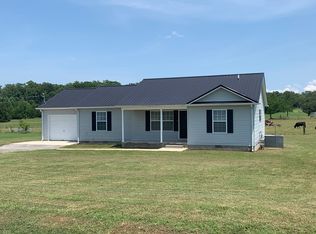 110 Hunt Hollow Dr, Estill Springs, TN 37330