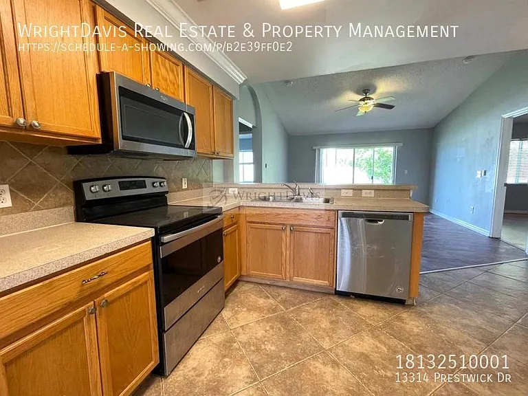 13314 Prestwick Dr — Photo 11