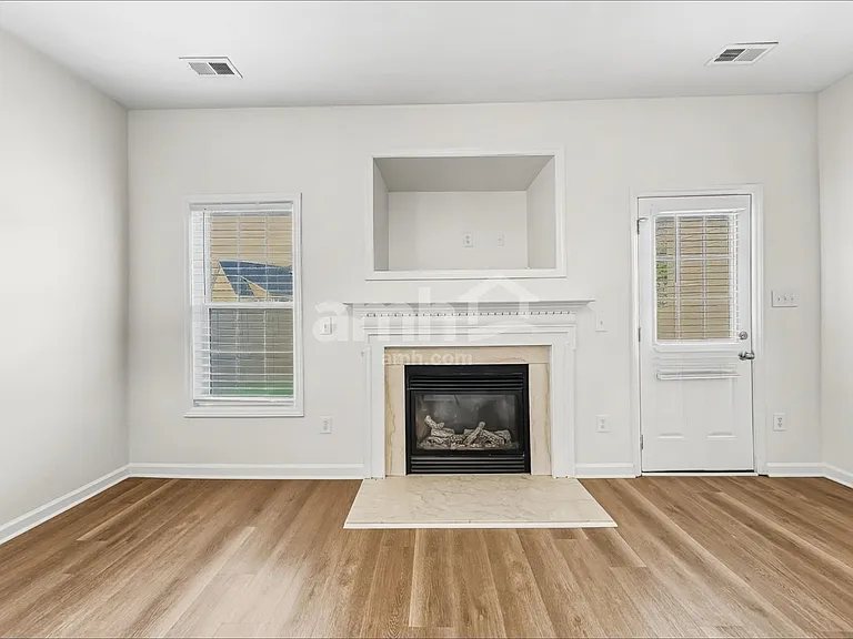 6025 Brambleberry Way — Photo 7