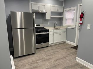 8 Joy Ter APT 4, Methuen, MA 01844