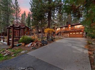 432 Temple Ln, Big Bear Lake, CA 92315
