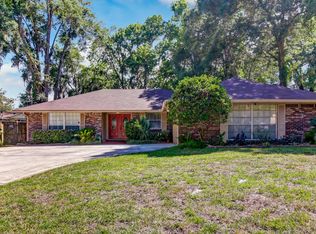 5444 Waterside Dr, Jacksonville, FL 32210