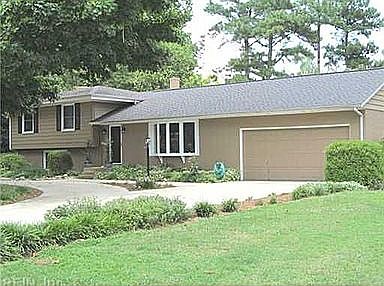 1st image of 205 Ridgeland Dr